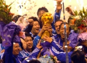 1xbet体育网站-大连队在客场战胜重庆队，摘得胜利