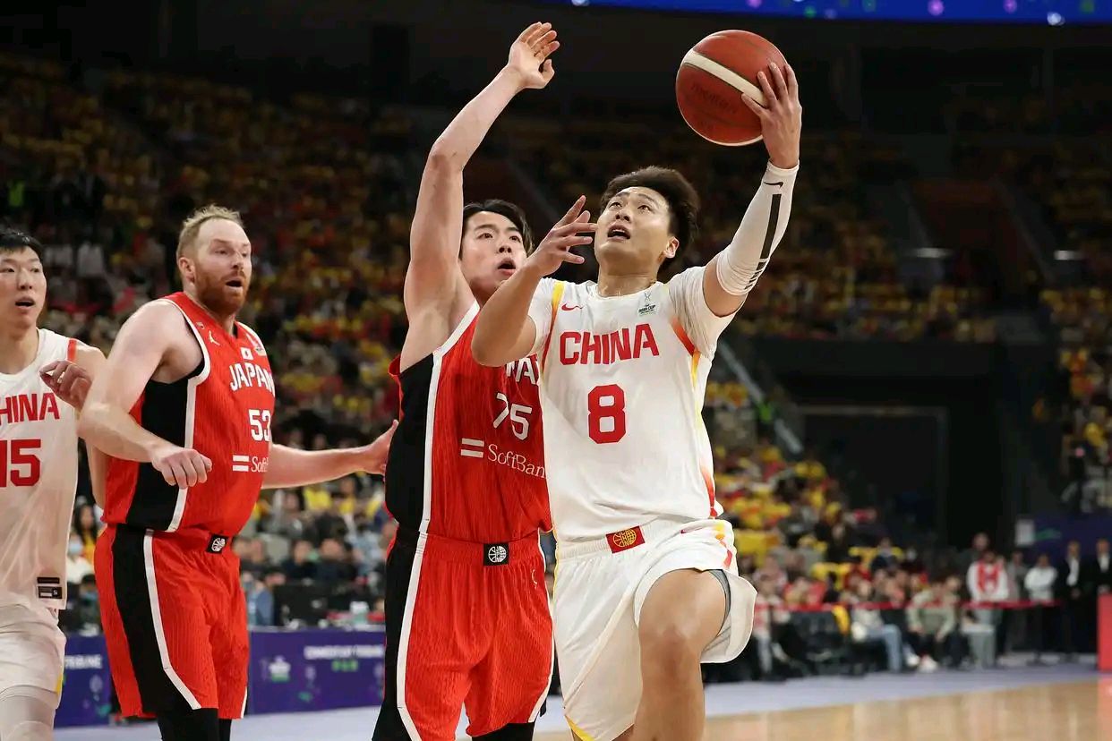 关于凭借一波吉林队，CBA季后赛成功封盖，现场观众齐声高喊的信息