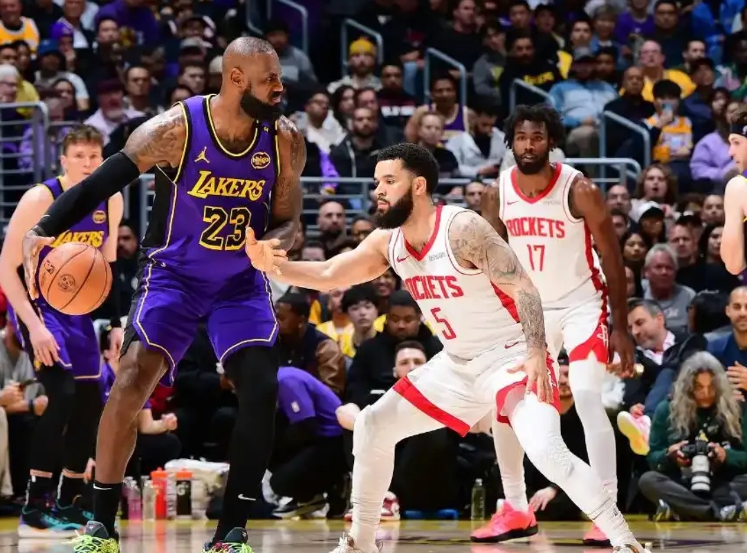 湖人战胜火箭，再次领先西部决赛