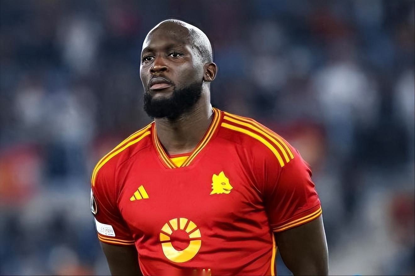 包含罗马球队备战新赛季，球员表现水涨船高的词条